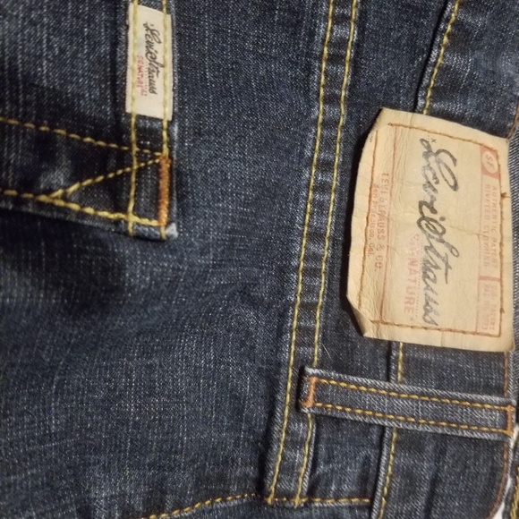 Levi Strauss boot cut stretch Jeans - Picture 1 of 5